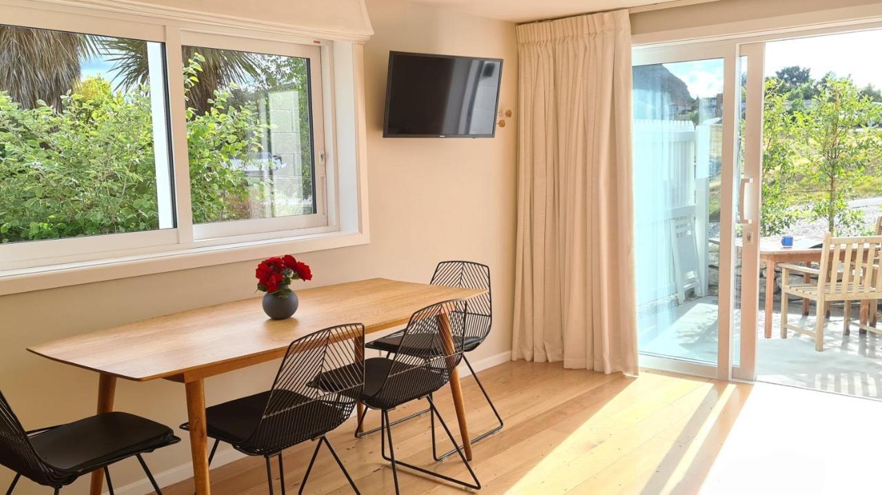 Kowhai Apartment - Private Opposite Golf Course Central ワナカ エクステリア 写真
